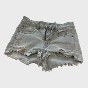 American Eagle women’s size 2 Stretch Distressed Denim Shorts Light Y2K Hot Pant
